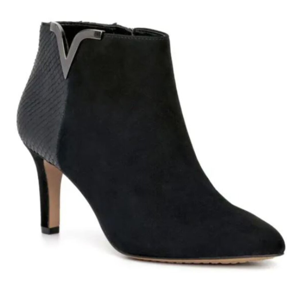Vince Camuto  Iylena Bootie Boots Size 9